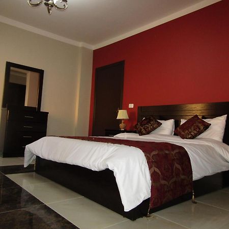 Petra Monastery Tourist Hotel Wadi Musa Exterior photo